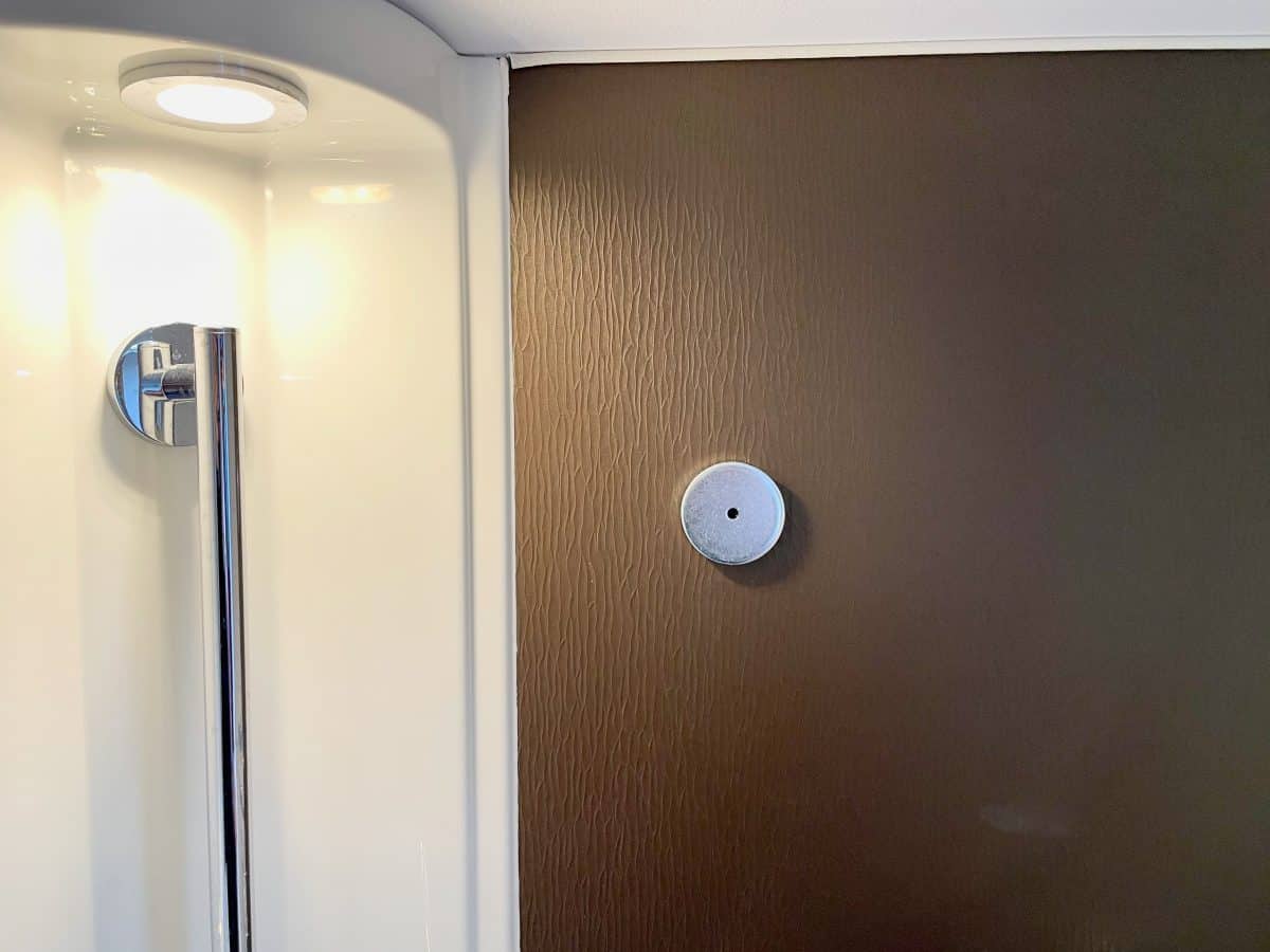 3m-klebepads-und-klebepunkte-anbringen-und-richtig-entfernen-camper-help