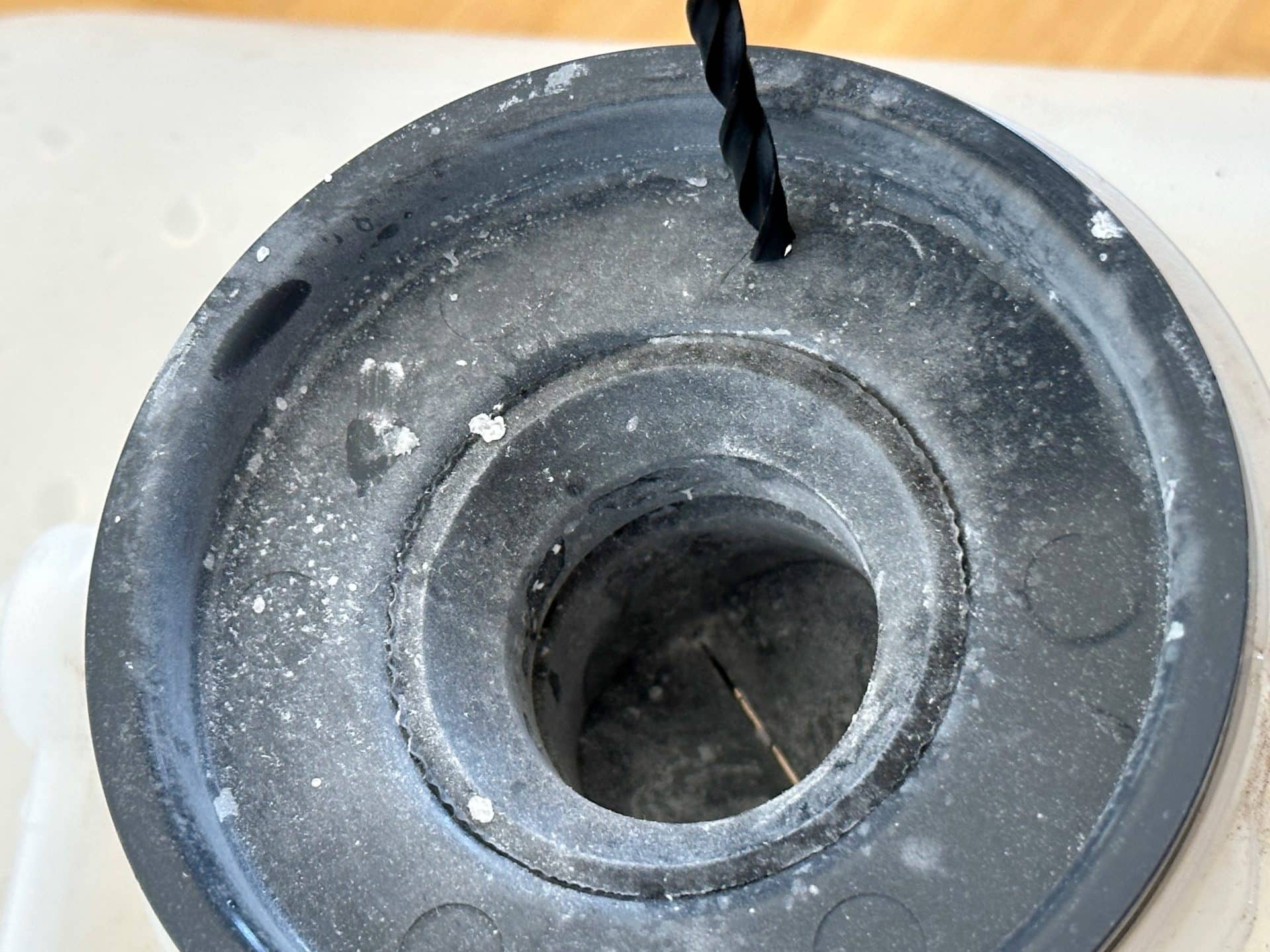 BioTioo alter Geruchsverschluss Entlueftung aufbohren , BioTioo alter Geruchsverschluss Entlueftung aufbohren