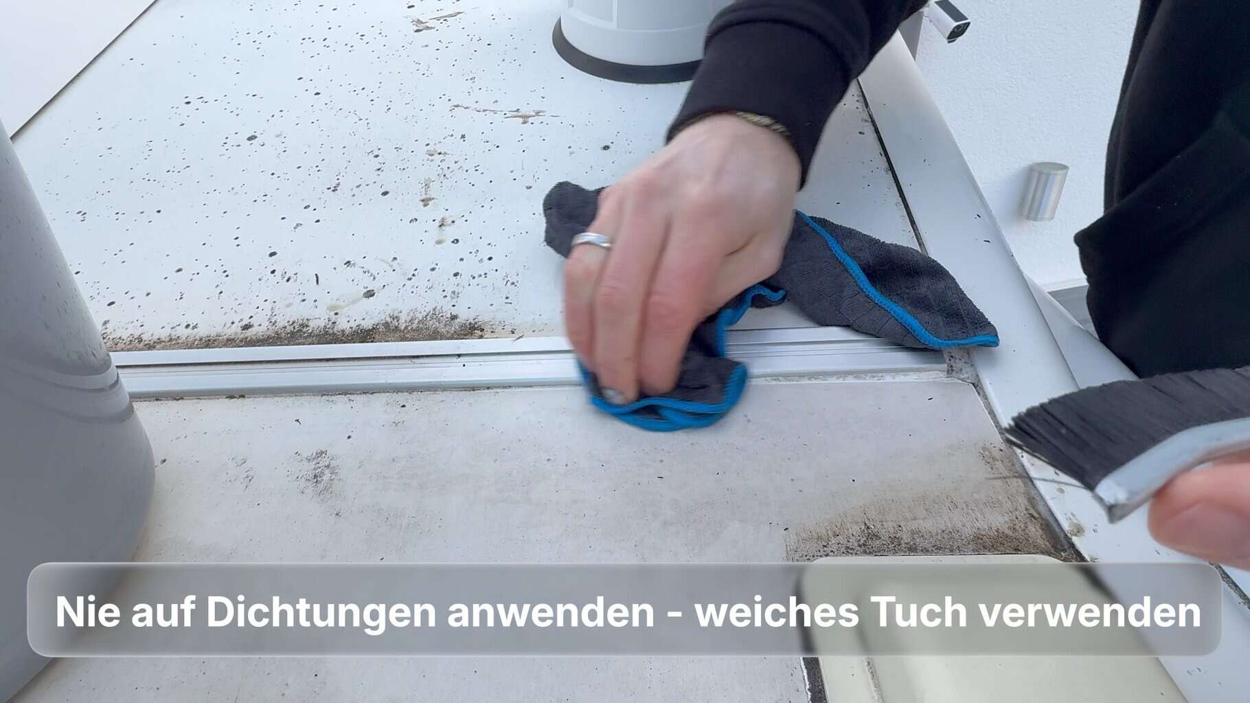 Bürste nicht auf Dichtungen anwenden , Bürste nicht auf Dichtungen anwenden