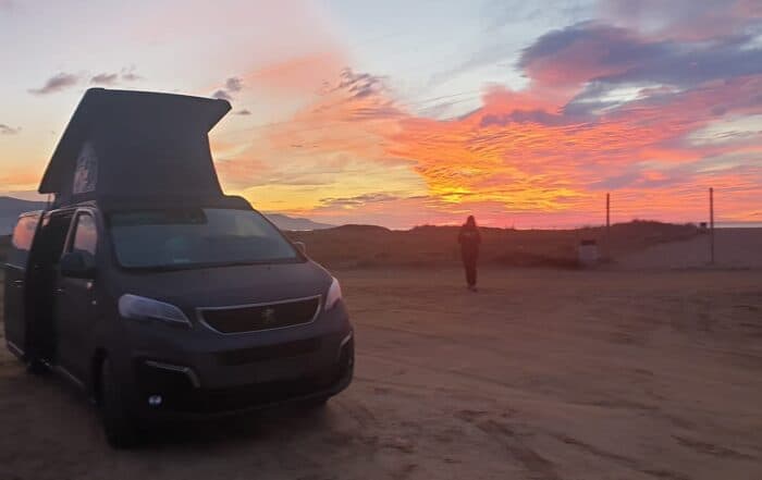 Camper-Morgenrot-Spanien-Strand