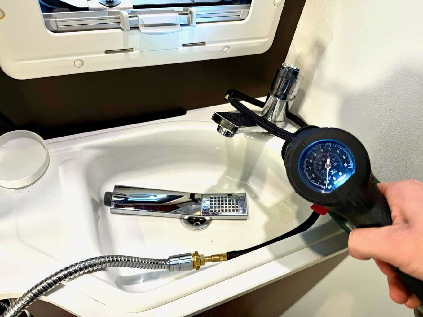 Entwässerung Bad Autoventil 1 4 Zoll Adapter Außengewinde 1 2 Zoll V2 , Entwässerung Bad Autoventil 1 4 Zoll Adapter Außengewinde 1 2 Zoll V2