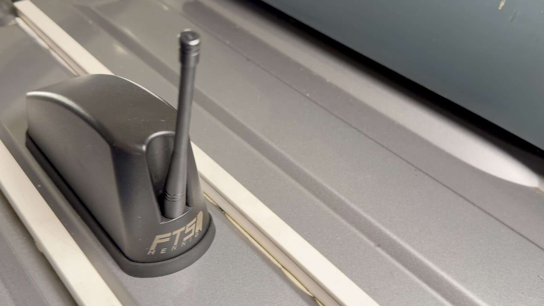 Externe Antenne FTS Henning Einbauen , Externe Antenne FTS Henning Einbauen