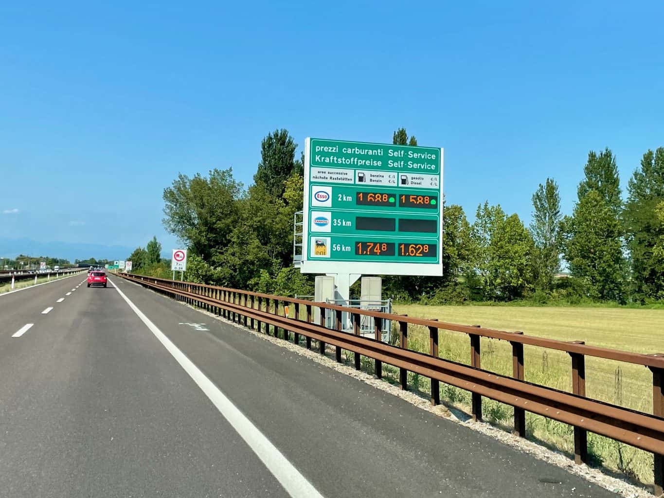 Italien-Tanken-Kraftstoffpreise-Autobahn