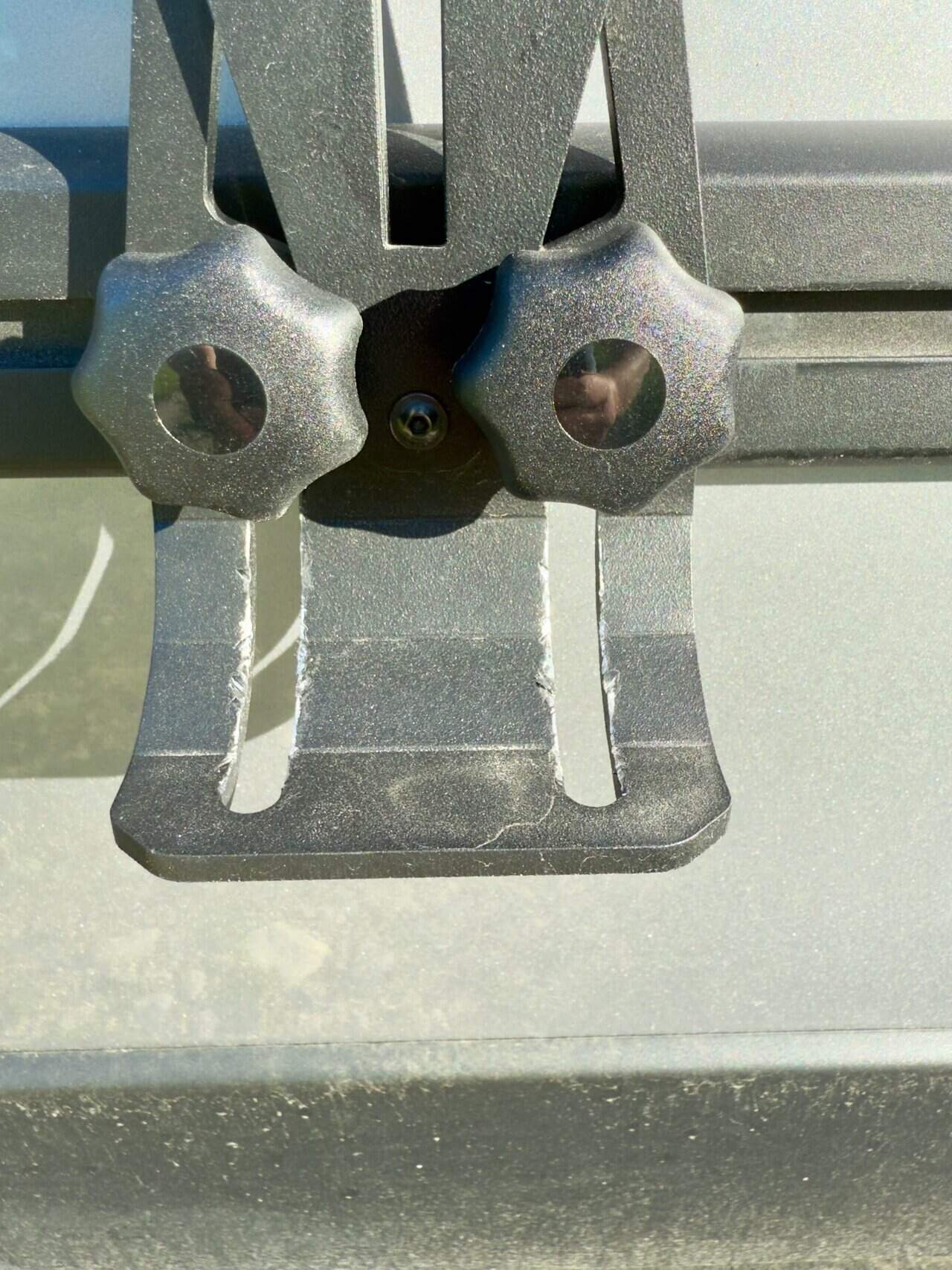 Kratzer in Halter , Kratzer in Halter