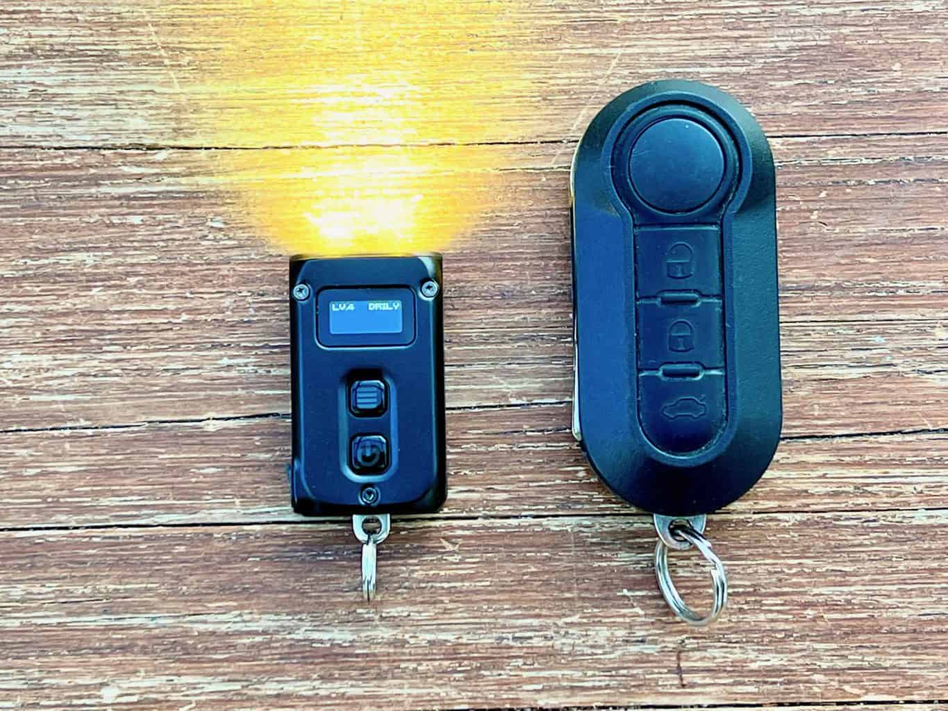 Mini Taschenlampe Und Schlüsselanhänger Wiederaufladbare USB Camping Auto Boot