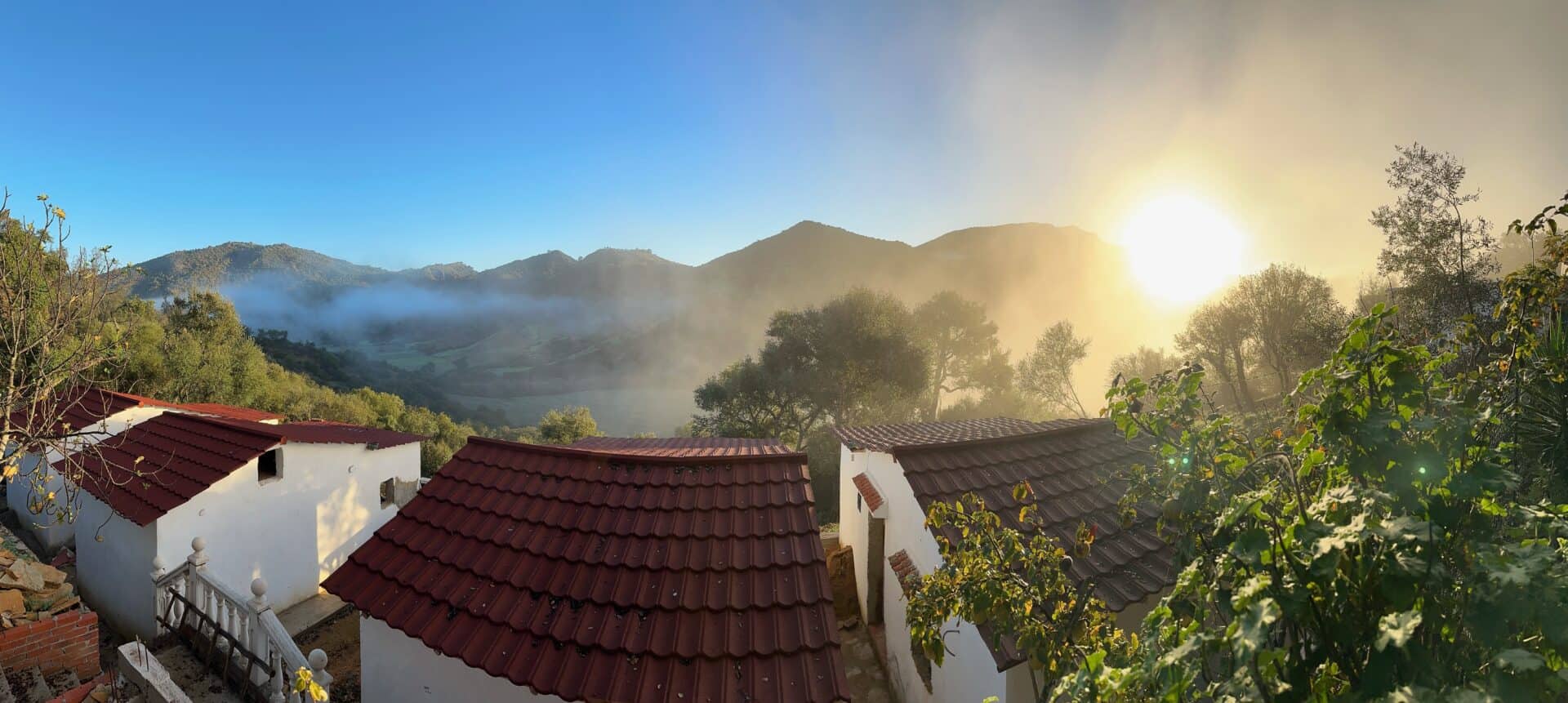 Panorama Atlas am kalten Morgen , Panorama Atlas am kalten Morgen