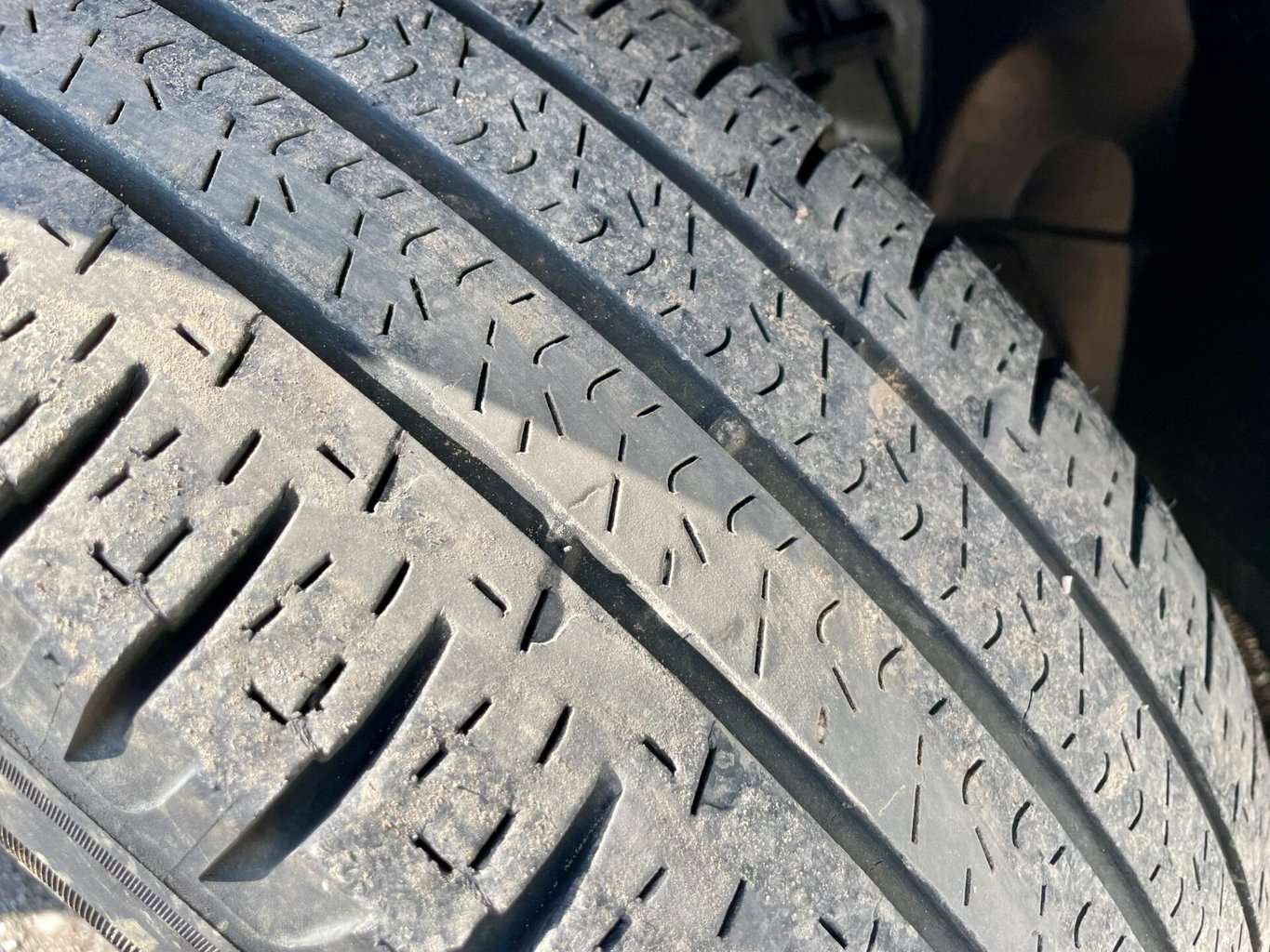 Richtige Behandlung und Druckluft verhindern einseitig abgefahrene Wohnmobilreifen , Richtige Behandlung und Druckluft verhindern einseitig abgefahrene Wohnmobilreifen