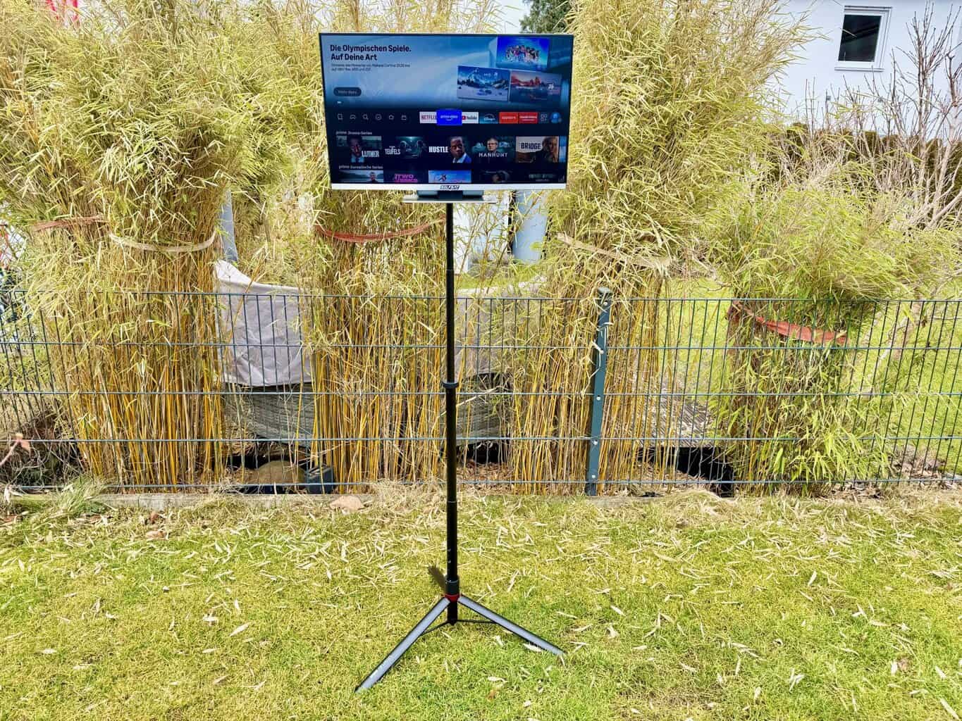 TV autark auf Kamera Einbeinstativ , TV autark auf Kamera Einbeinstativ