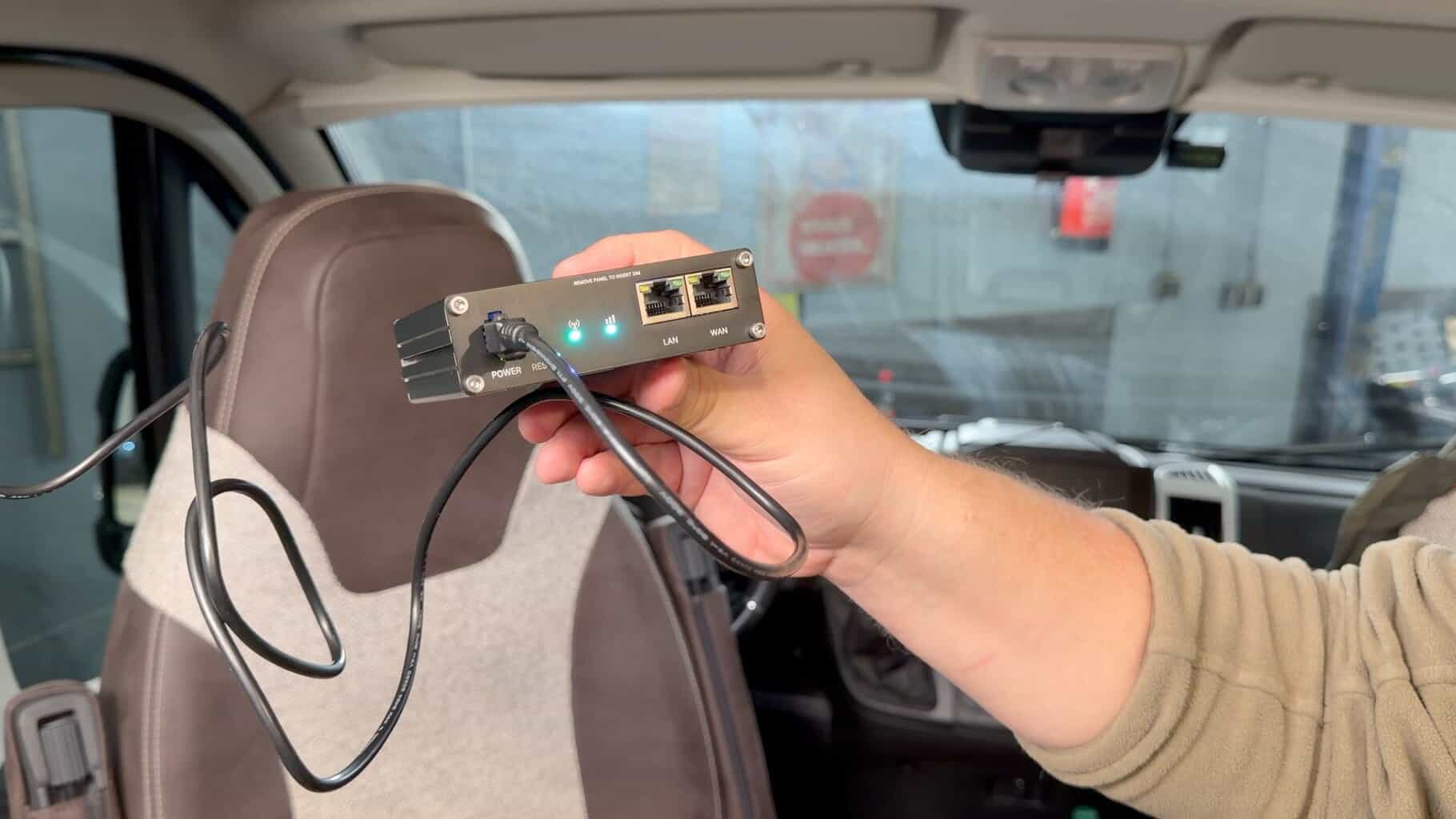 Teltonika RUTM30 im Betrieb , Teltonika RUTM30 im Betrieb