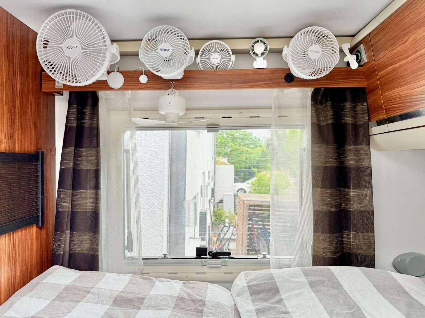 Ventilator Camping Akku USB Koonie Simpeak Tripole Catgiff Jisulife Seminismar im Wohnmobil am Fenster , Ventilator Camping Akku USB Koonie Simpeak Tripole Catgiff Jisulife Seminismar im Wohnmobil am Fenster