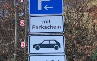 Verkehrszeichen_315_mit_Zusatzzeichen_1052-33_und_1048-10_und_1040-31-markiert