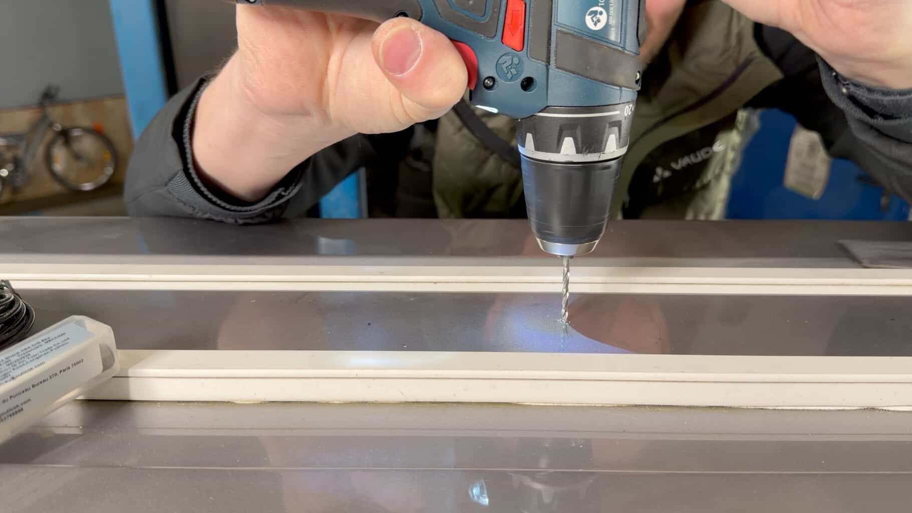 Vorbohren Kastenwagen Dach , Vorbohren Kastenwagen Dach