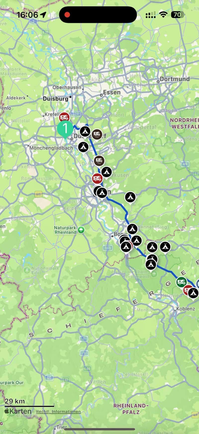 Die park4night-Funktion Auf einer Strecke zeigt Stellplätze entlang der gesamten Route Die park4night-Funktion Auf einer Strecke zeigt Stellplätze entlang der gesamten Route
